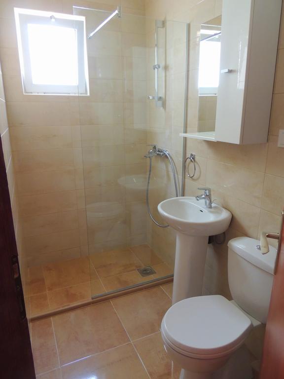 Guest House Jelena Budva Exteriör bild