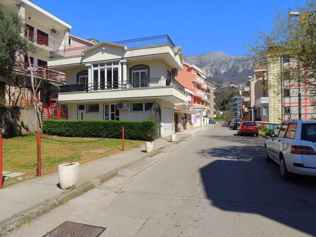 Guest House Jelena Budva Exteriör bild