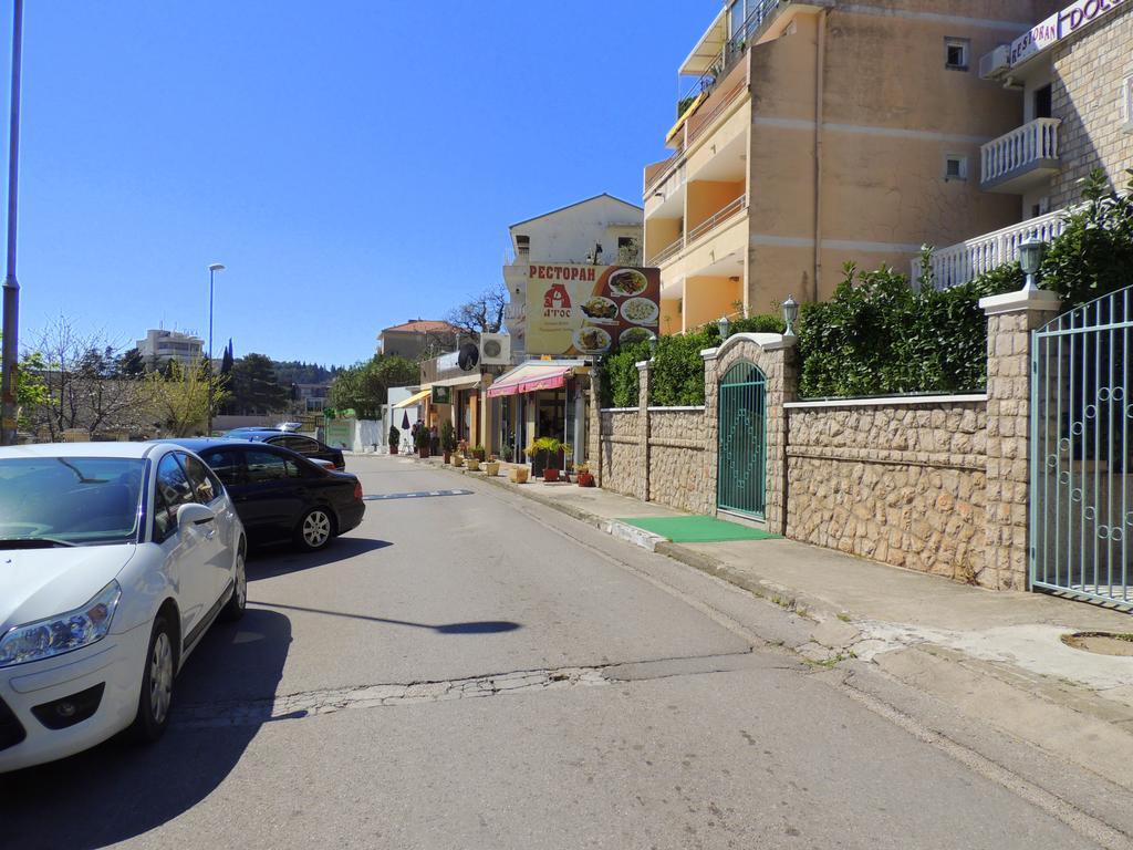 Guest House Jelena Budva Exteriör bild