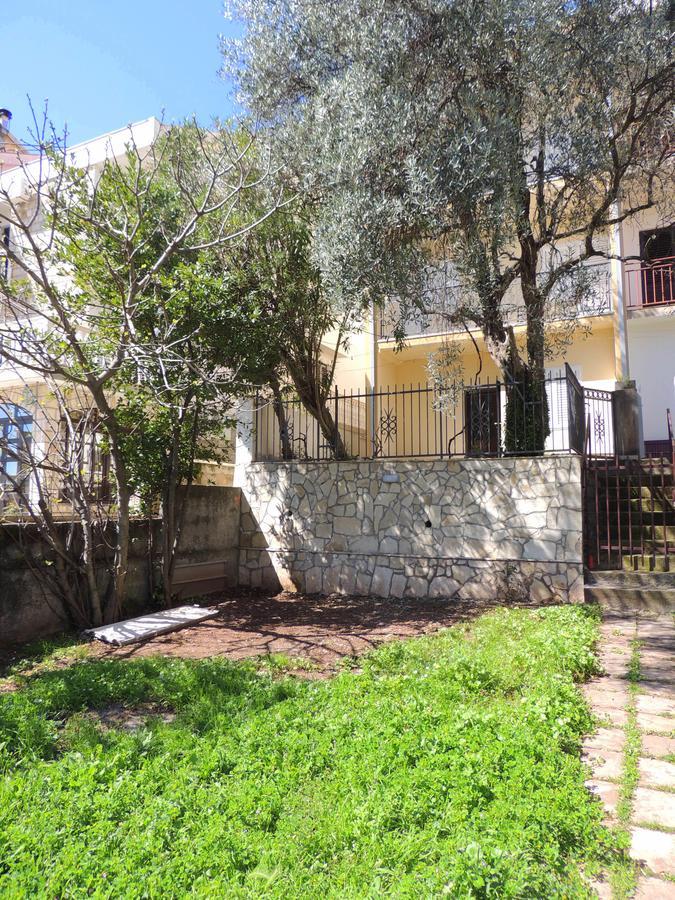 Guest House Jelena Budva Exteriör bild