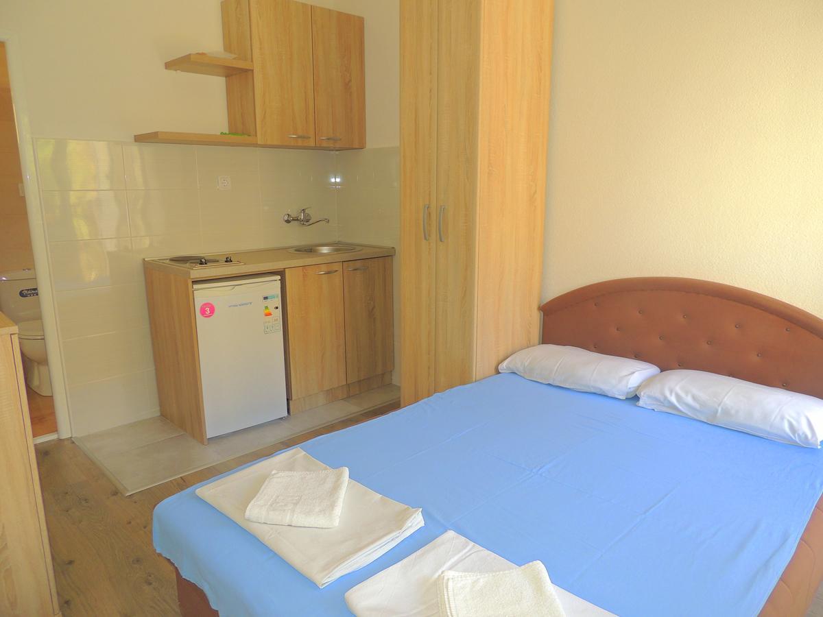 Guest House Jelena Budva Exteriör bild