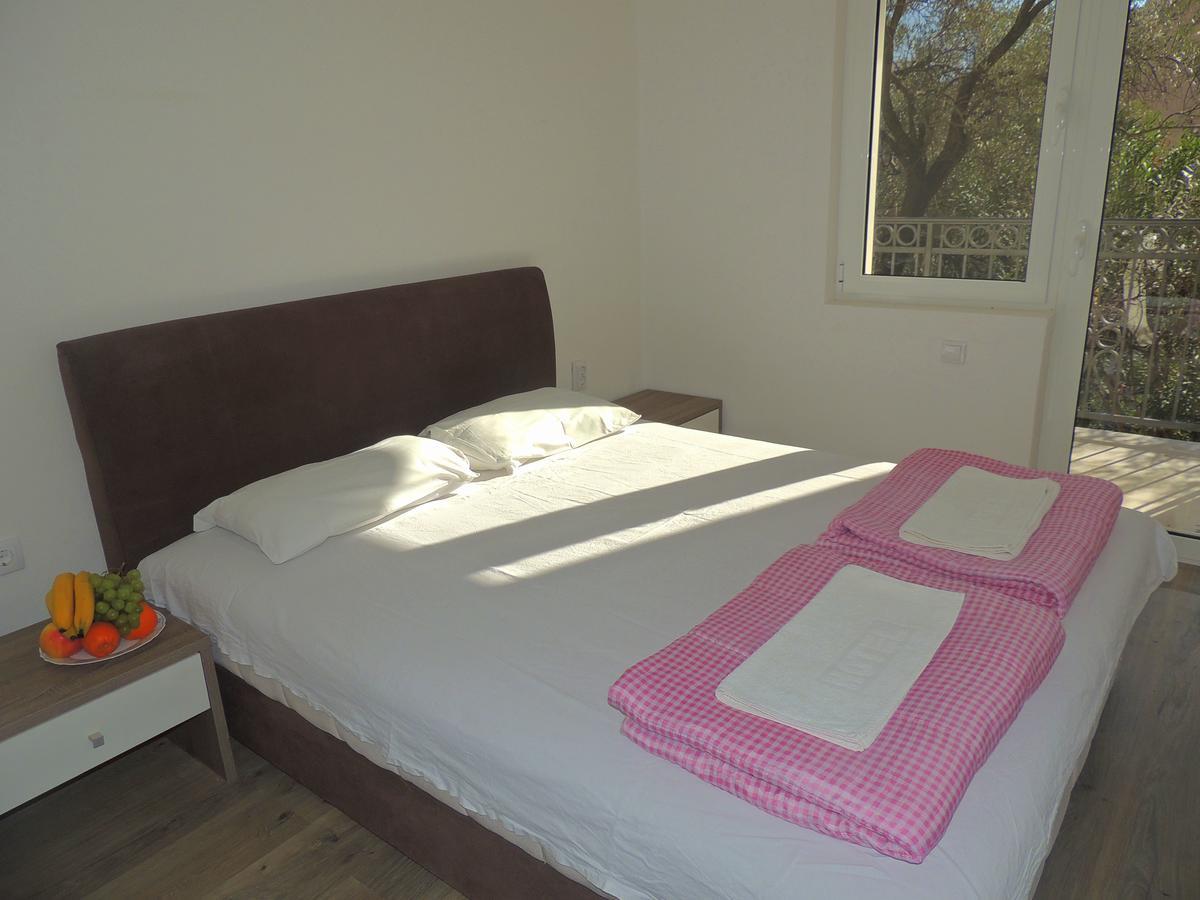 Guest House Jelena Budva Exteriör bild